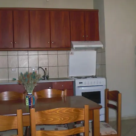 Vegera * Vasilikiadhes